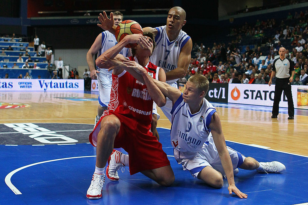 Finland v Russia – EuroBasket 2011